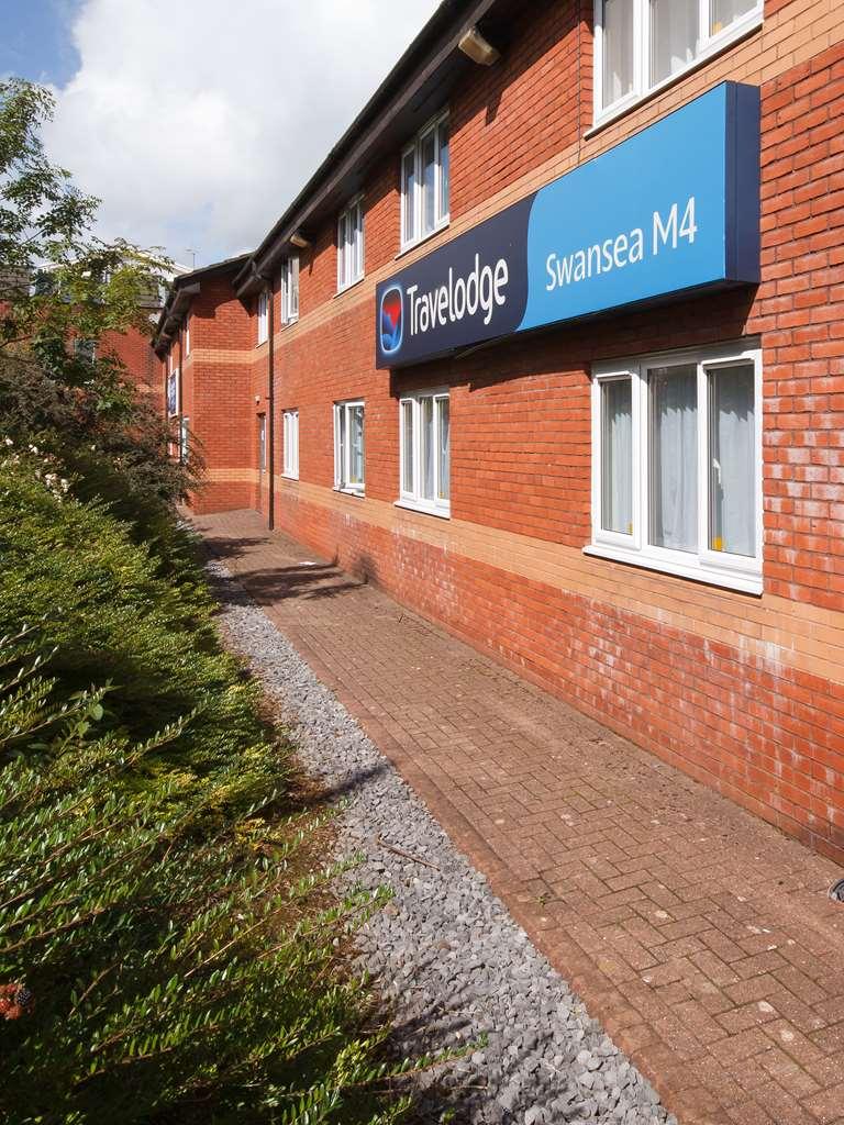 Travelodge Swansea M4 Exterior photo